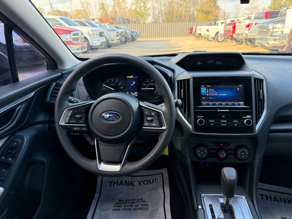 Subaru Impreza Vehicle Full-screen Gallery Image 21