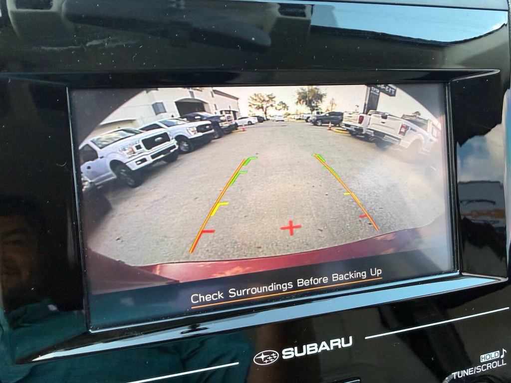 Subaru Impreza Vehicle Full-screen Gallery Image 27