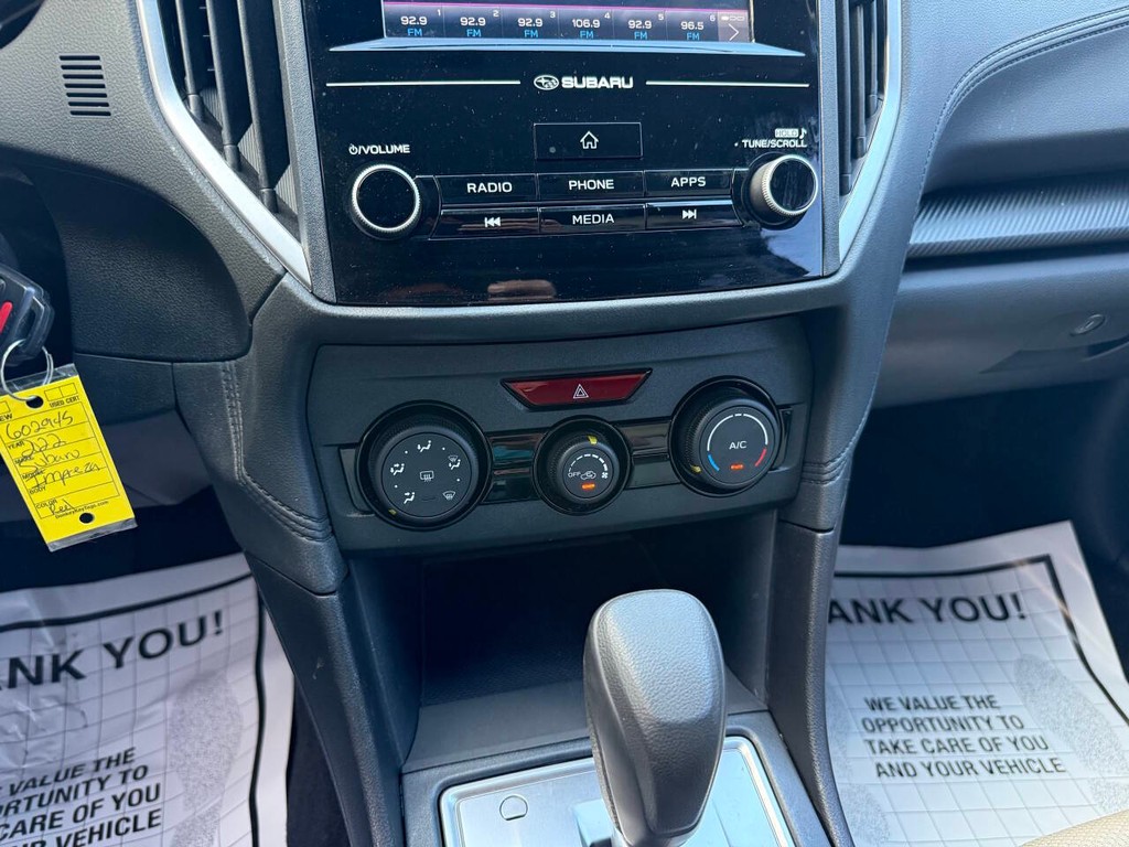 Subaru Impreza Vehicle Full-screen Gallery Image 28