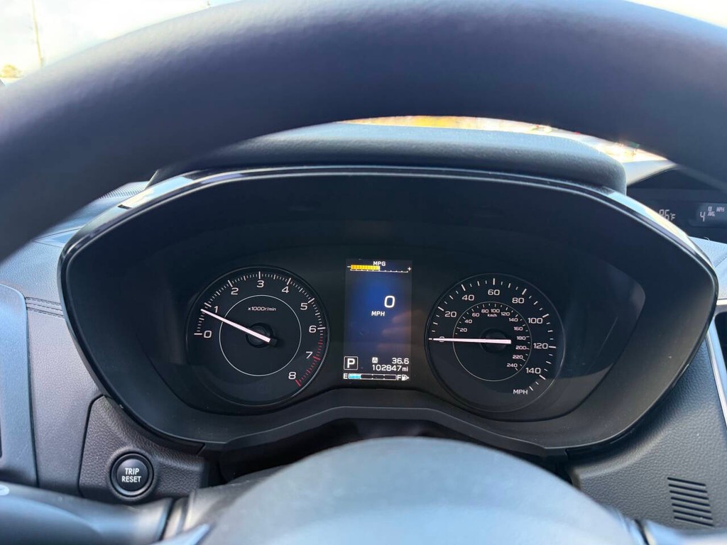 Subaru Impreza Vehicle Full-screen Gallery Image 31