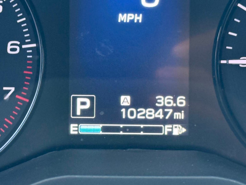 Subaru Impreza Vehicle Full-screen Gallery Image 32