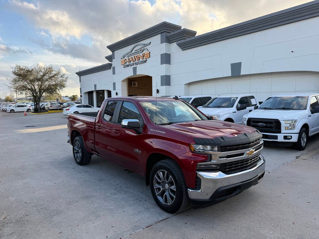 Chevrolet Silverado 1500 Vehicle Full-screen Gallery Image 02