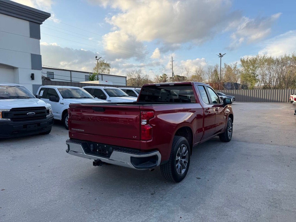 Chevrolet Silverado 1500 Vehicle Full-screen Gallery Image 05