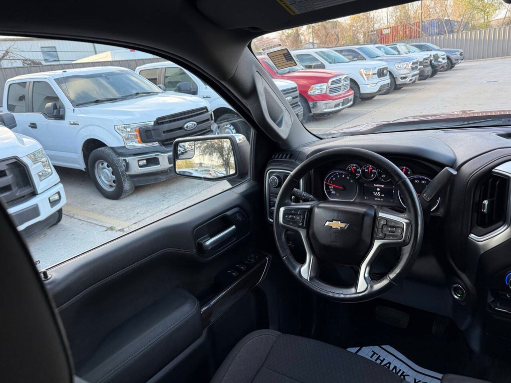 Chevrolet Silverado 1500 Vehicle Full-screen Gallery Image 19