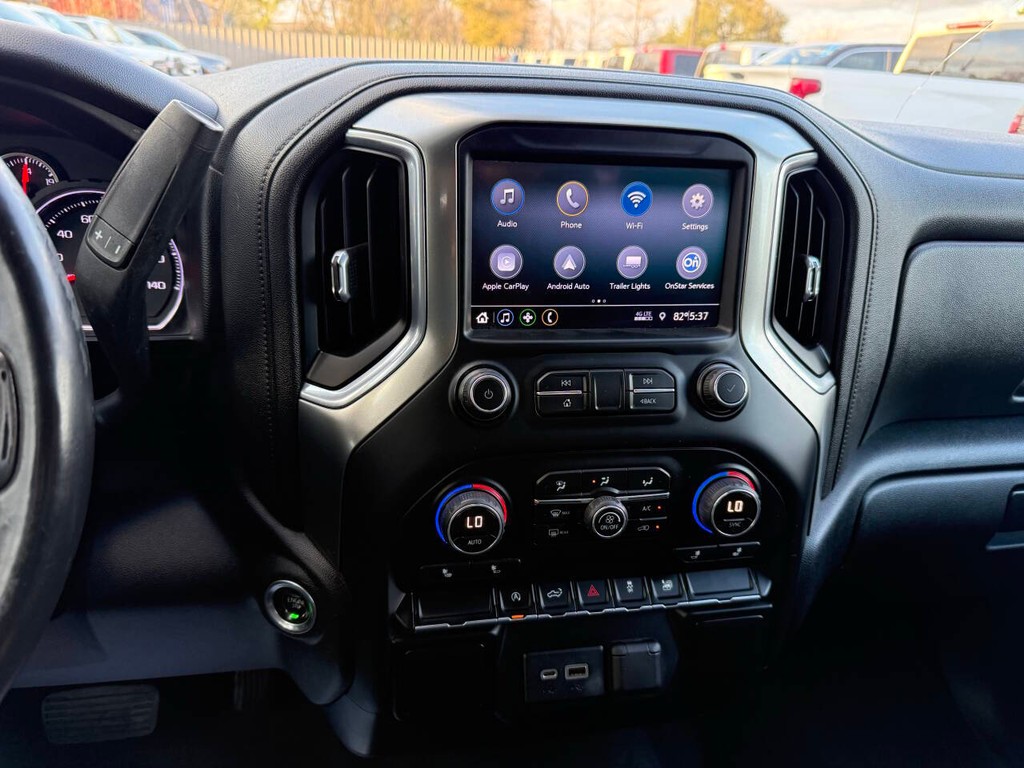 Chevrolet Silverado 1500 Vehicle Full-screen Gallery Image 24