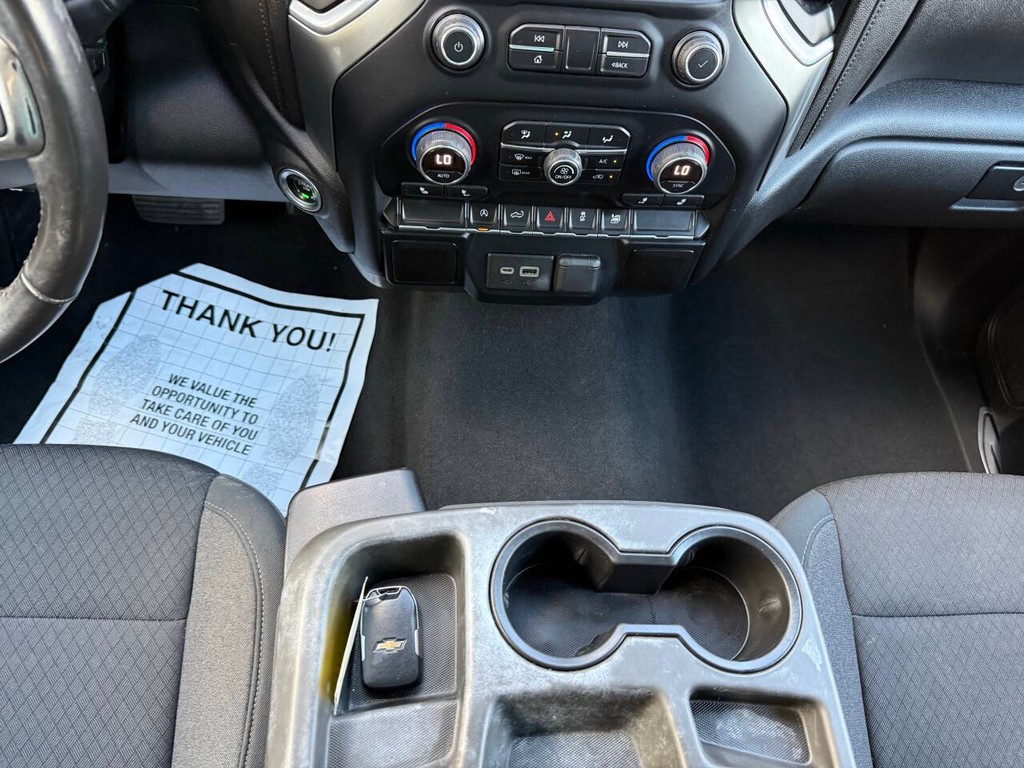 Chevrolet Silverado 1500 Vehicle Full-screen Gallery Image 29