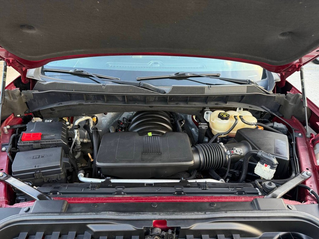 Chevrolet Silverado 1500 Vehicle Full-screen Gallery Image 35