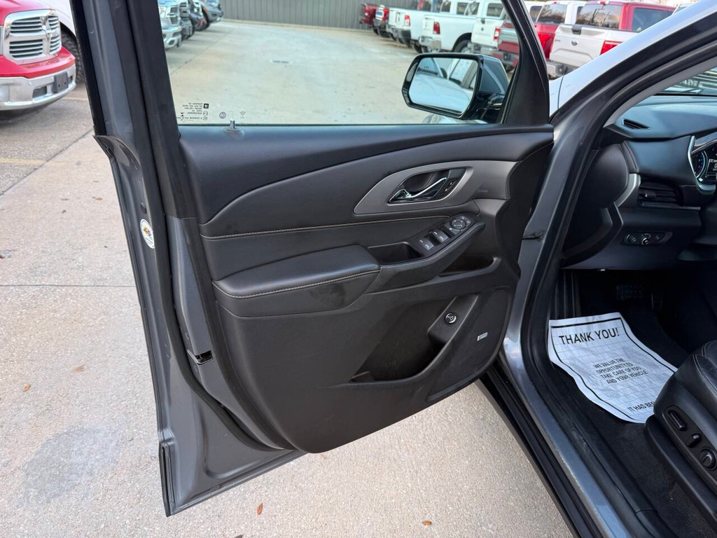 Chevrolet Traverse Vehicle Full-screen Gallery Image 08