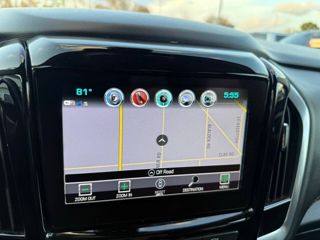 Chevrolet Traverse Vehicle Full-screen Gallery Image 28