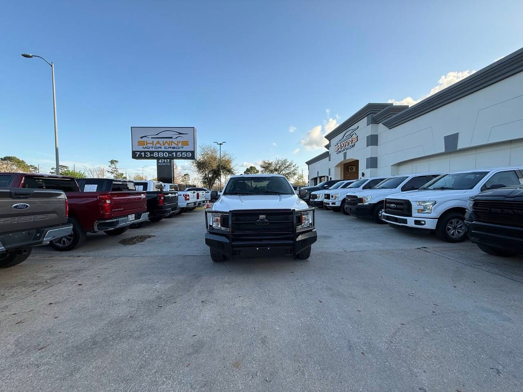 Ford F-150 Vehicle Full-screen Gallery Image 43