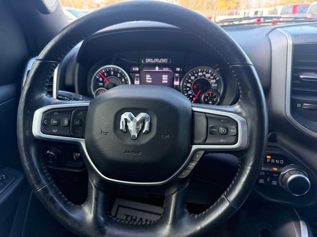 Ram 1500 Vehicle Full-screen Gallery Image 23