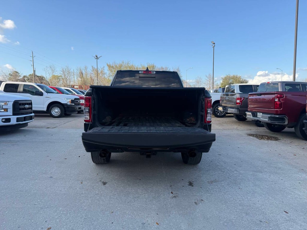 Ram 1500 Vehicle Full-screen Gallery Image 36