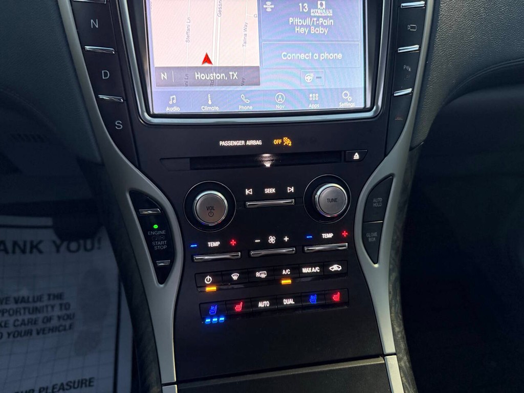 Lincoln Nautilus Vehicle Full-screen Gallery Image 27