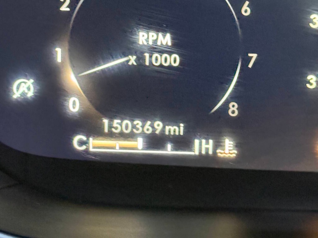 Lincoln Nautilus Vehicle Full-screen Gallery Image 33