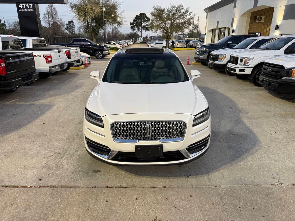 Lincoln Nautilus Vehicle Full-screen Gallery Image 40