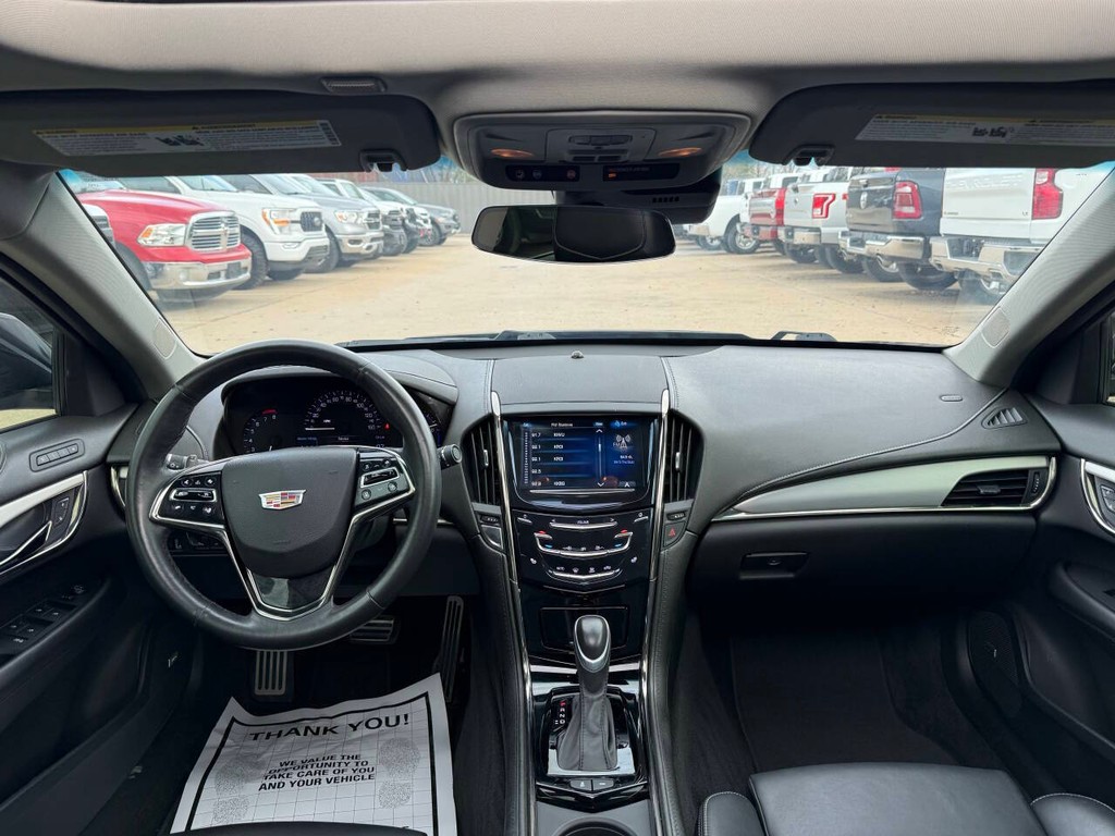 Cadillac ATS Sedan Vehicle Full-screen Gallery Image 19