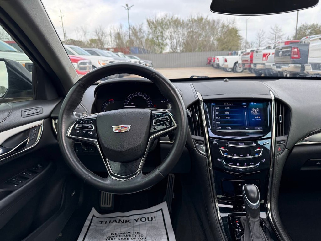 Cadillac ATS Sedan Vehicle Full-screen Gallery Image 23