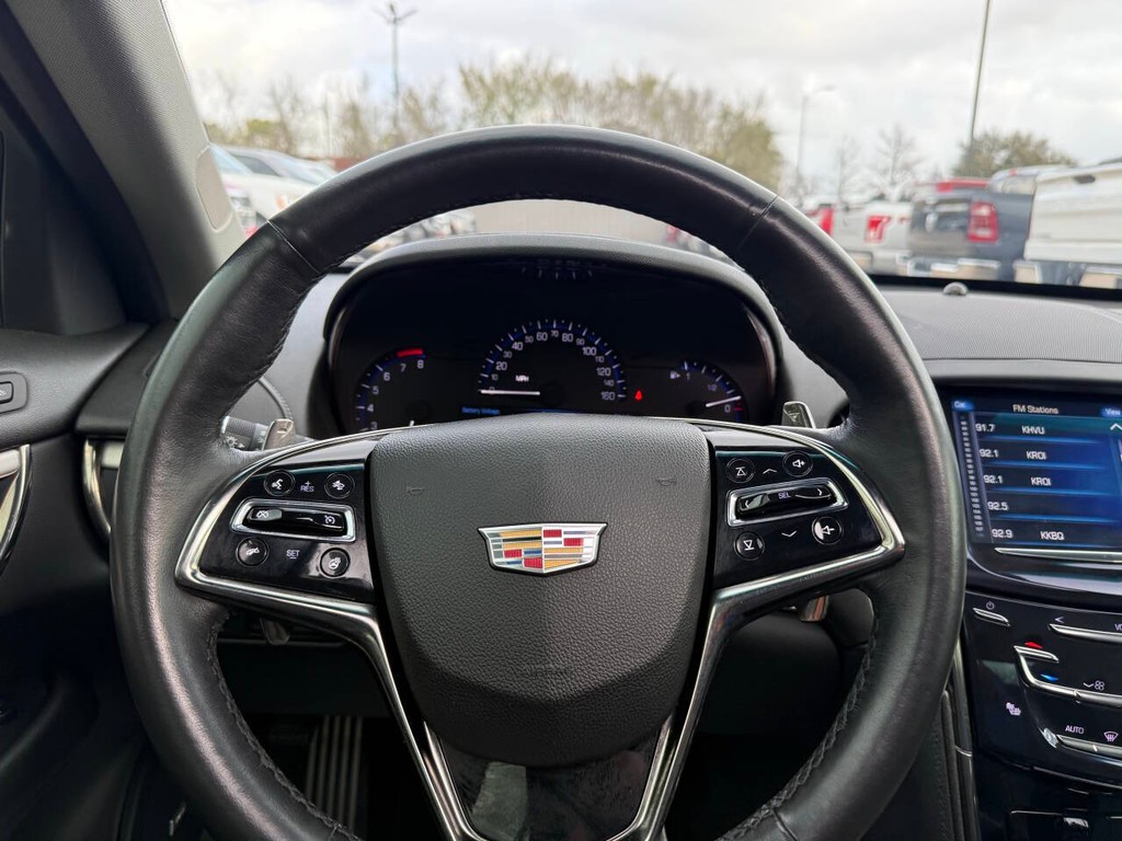 Cadillac ATS Sedan Vehicle Full-screen Gallery Image 25