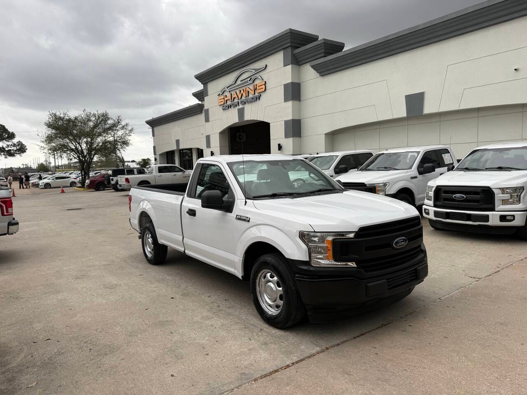 Ford F-150 Vehicle Full-screen Gallery Image 02