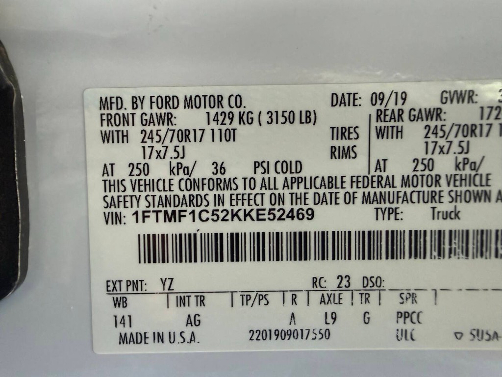 Ford F-150 Vehicle Full-screen Gallery Image 25