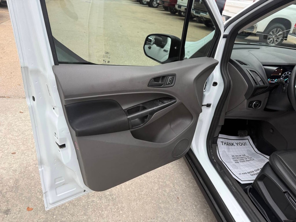 Ford Transit Connect Van Vehicle Full-screen Gallery Image 08