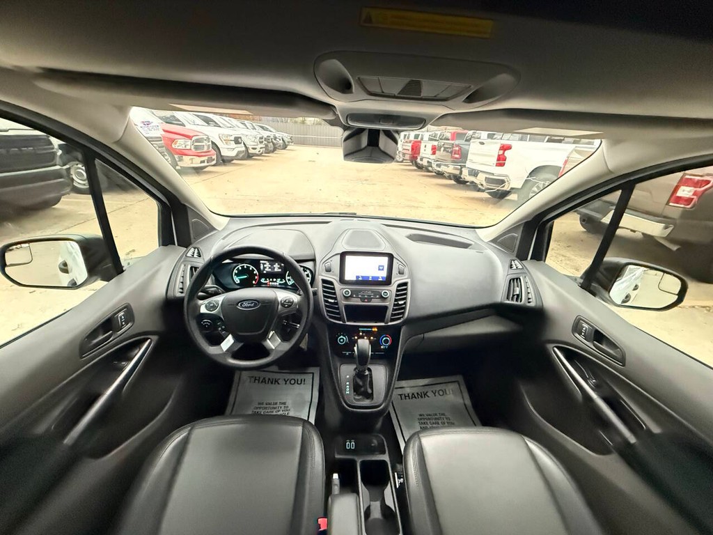 Ford Transit Connect Van Vehicle Full-screen Gallery Image 13