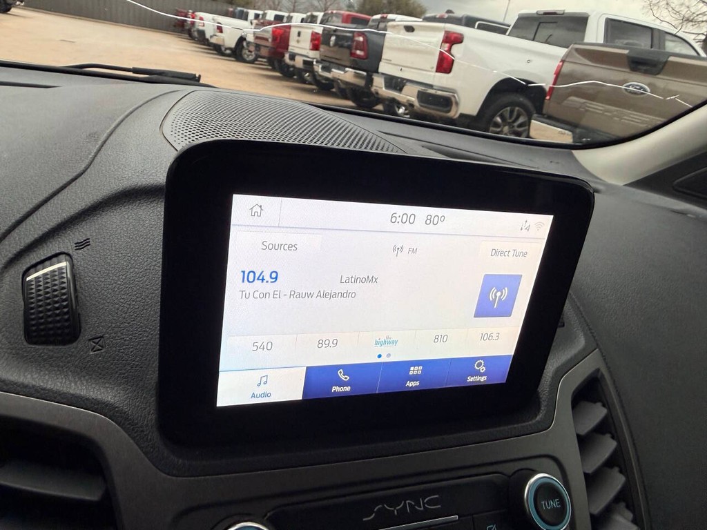 Ford Transit Connect Van Vehicle Full-screen Gallery Image 20