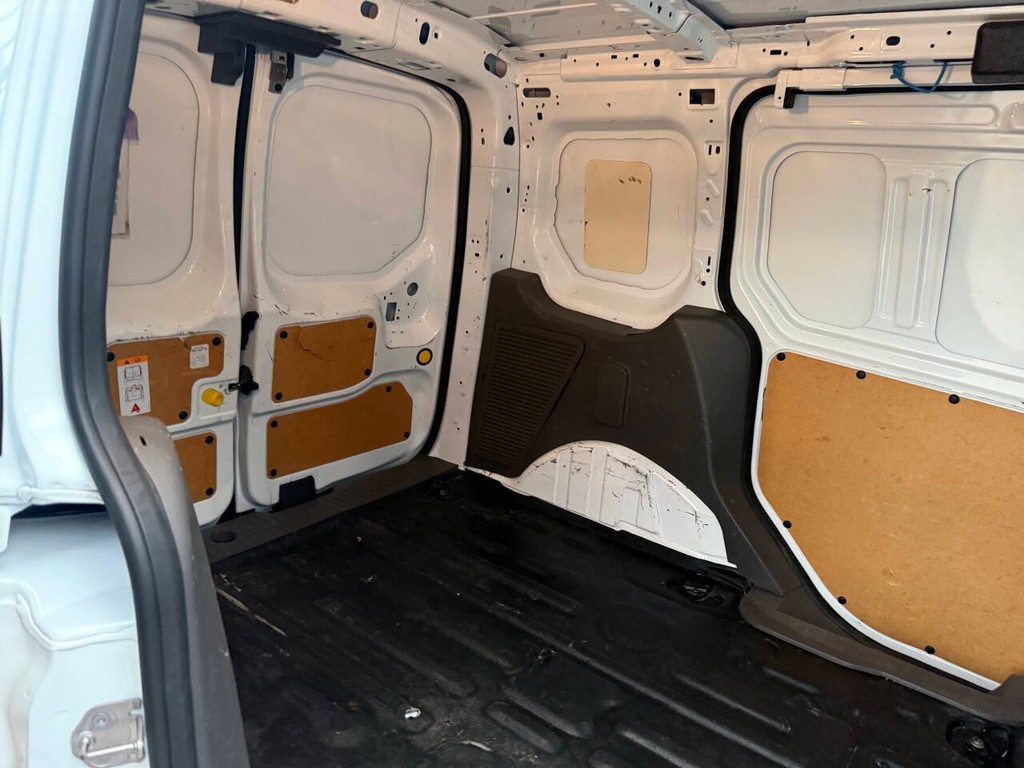 Ford Transit Connect Van Vehicle Full-screen Gallery Image 27