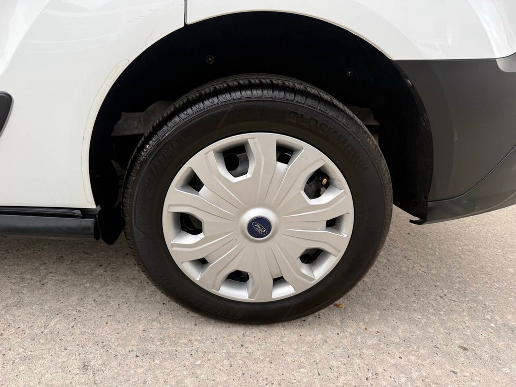 Ford Transit Connect Van Vehicle Full-screen Gallery Image 36