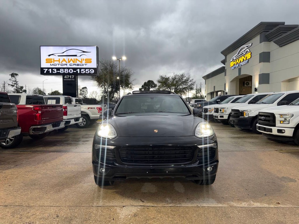 Porsche Cayenne Vehicle Full-screen Gallery Image 42