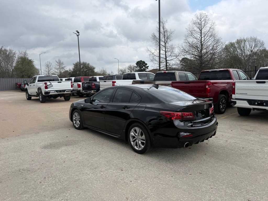 Acura TLX Vehicle Full-screen Gallery Image 04