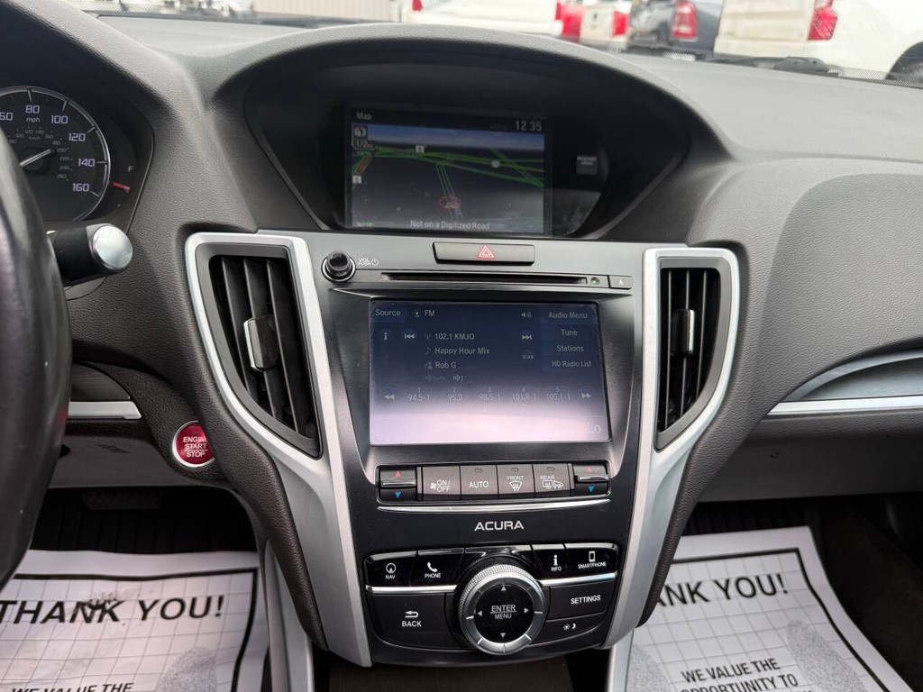 Acura TLX Vehicle Full-screen Gallery Image 24