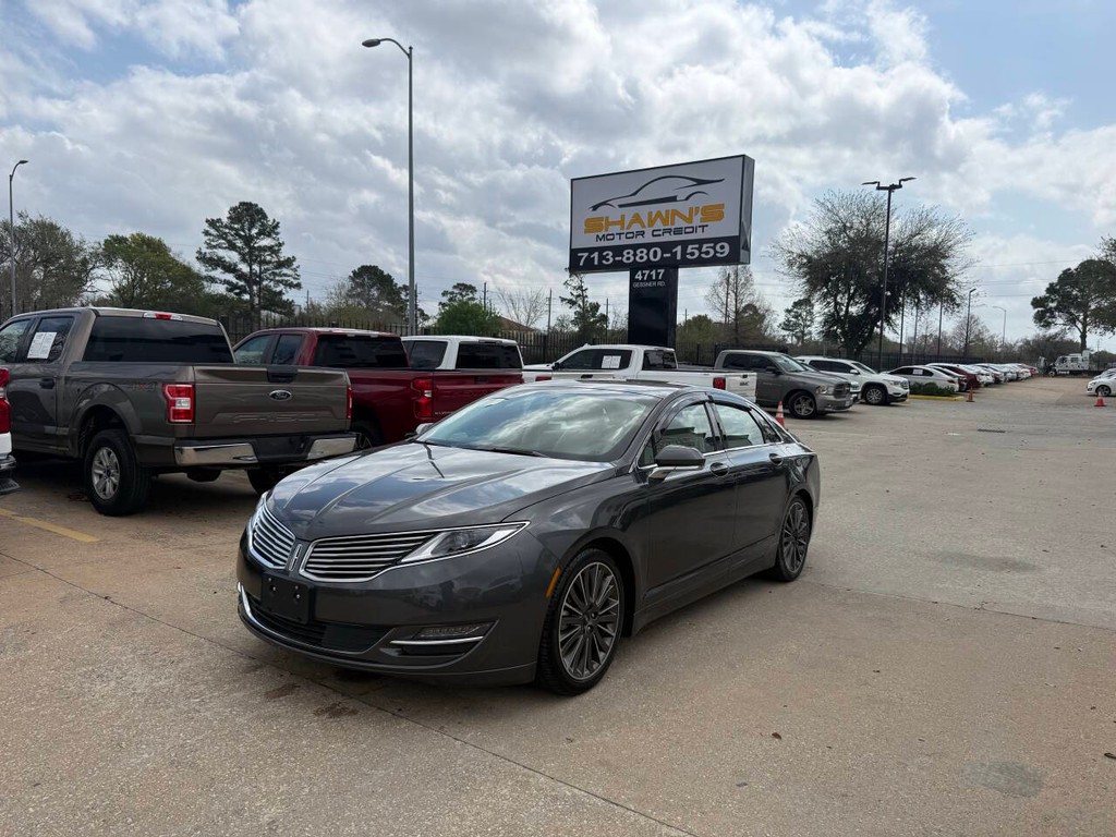 Lincoln MKZ Vehicle Full-screen Gallery Image 03