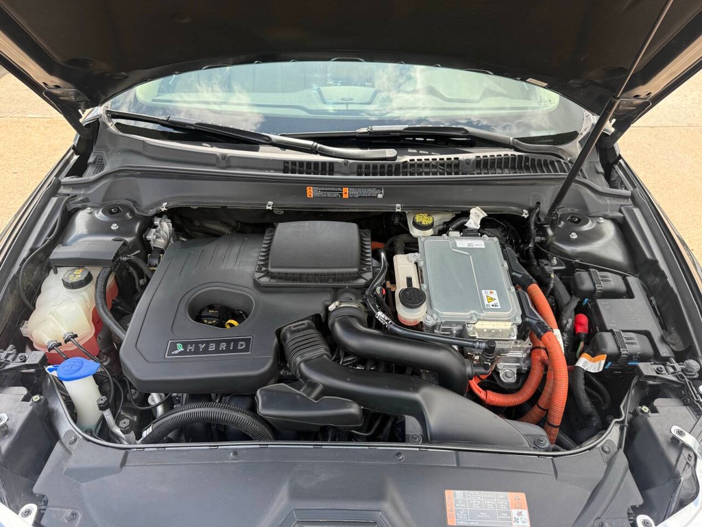 Lincoln MKZ Vehicle Full-screen Gallery Image 33