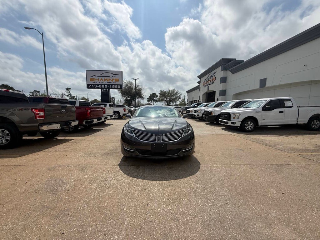 Lincoln MKZ Vehicle Full-screen Gallery Image 38