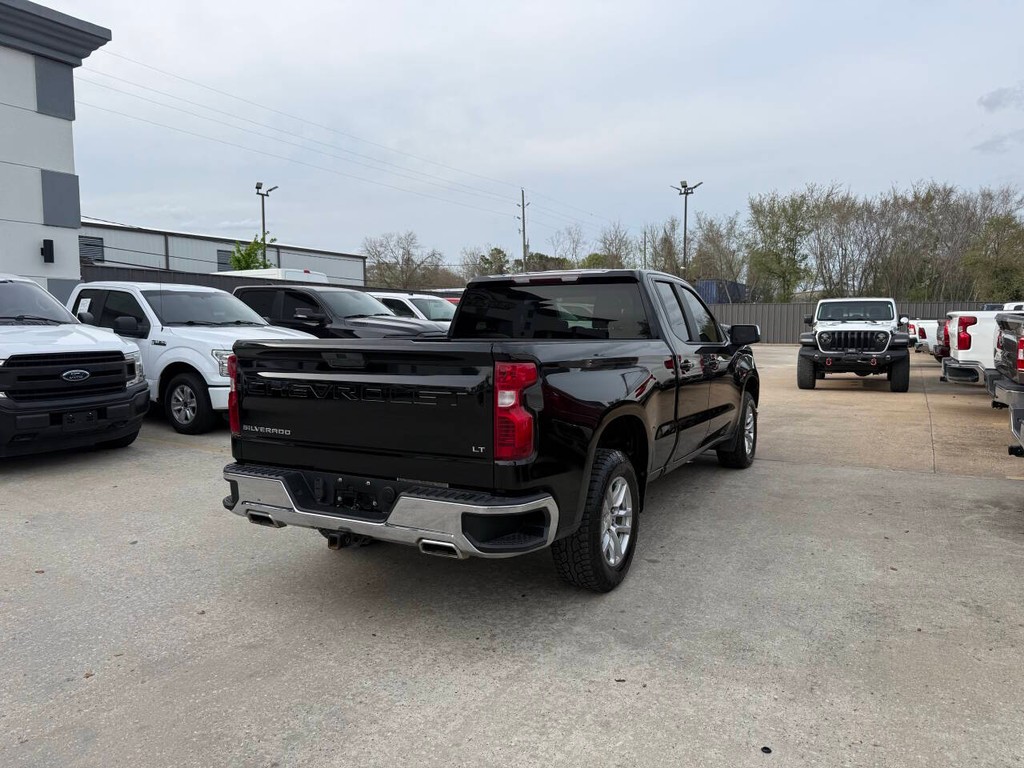 Chevrolet Silverado 1500 Vehicle Full-screen Gallery Image 05