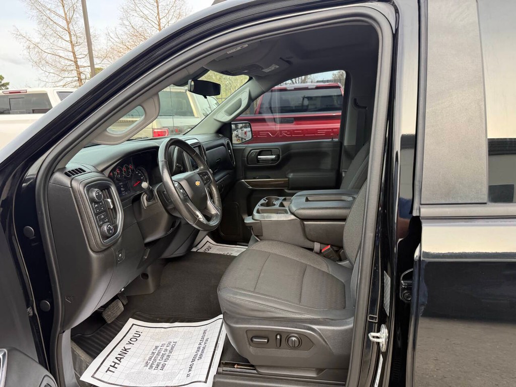 Chevrolet Silverado 1500 Vehicle Full-screen Gallery Image 07