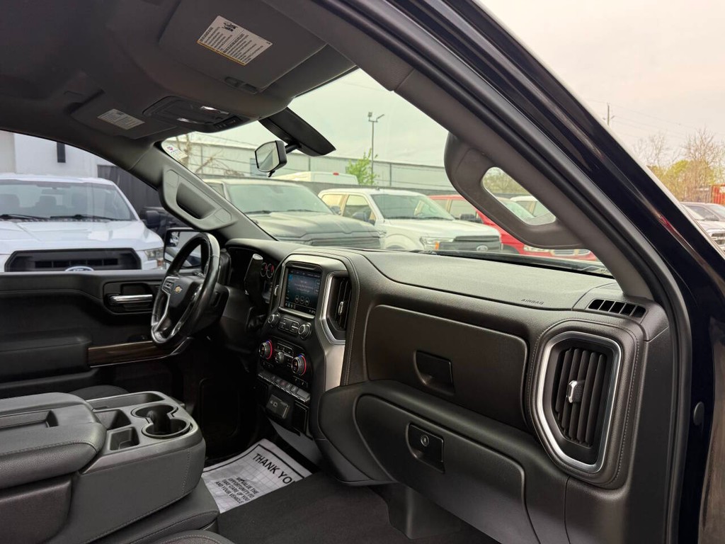 Chevrolet Silverado 1500 Vehicle Full-screen Gallery Image 09