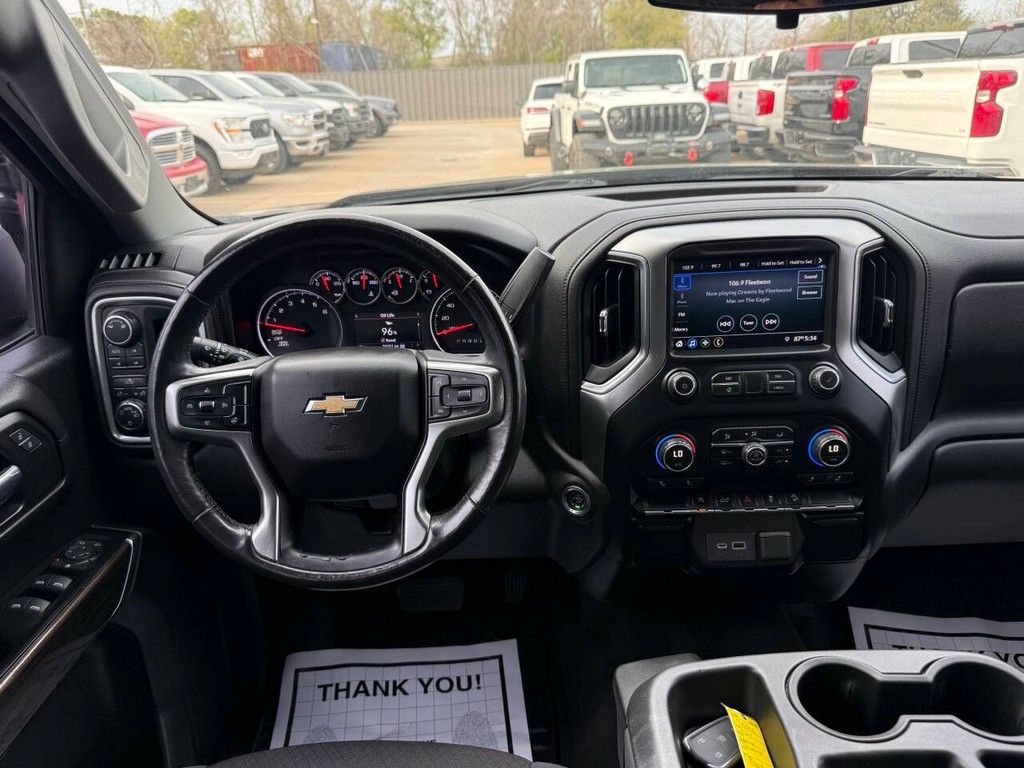 Chevrolet Silverado 1500 Vehicle Full-screen Gallery Image 21