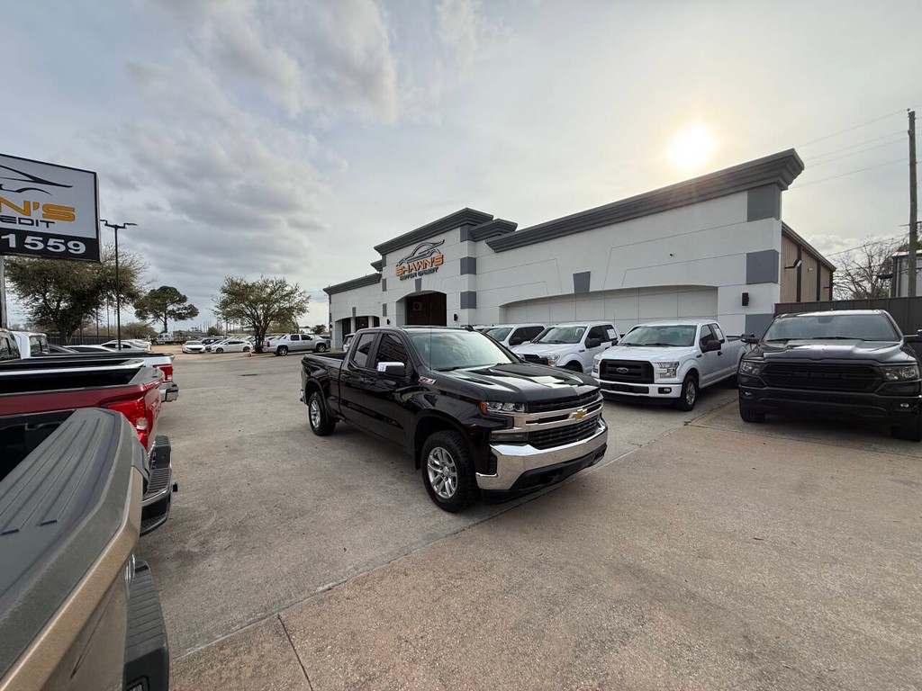 Chevrolet Silverado 1500 Vehicle Full-screen Gallery Image 44