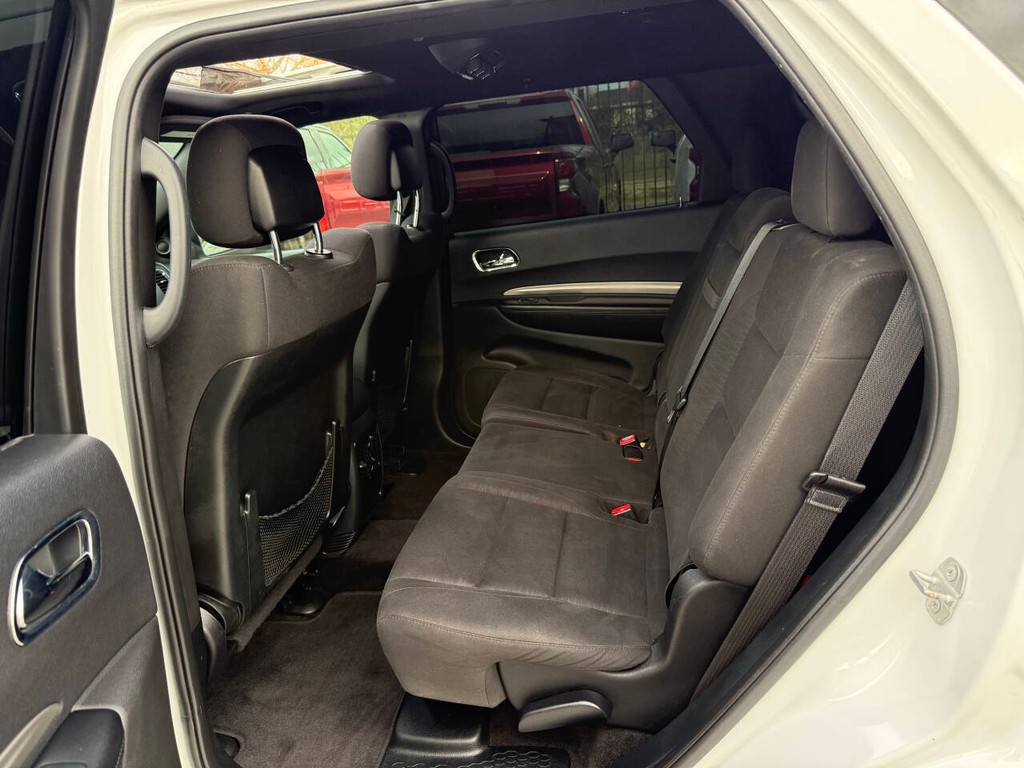 Dodge Durango Vehicle Full-screen Gallery Image 13