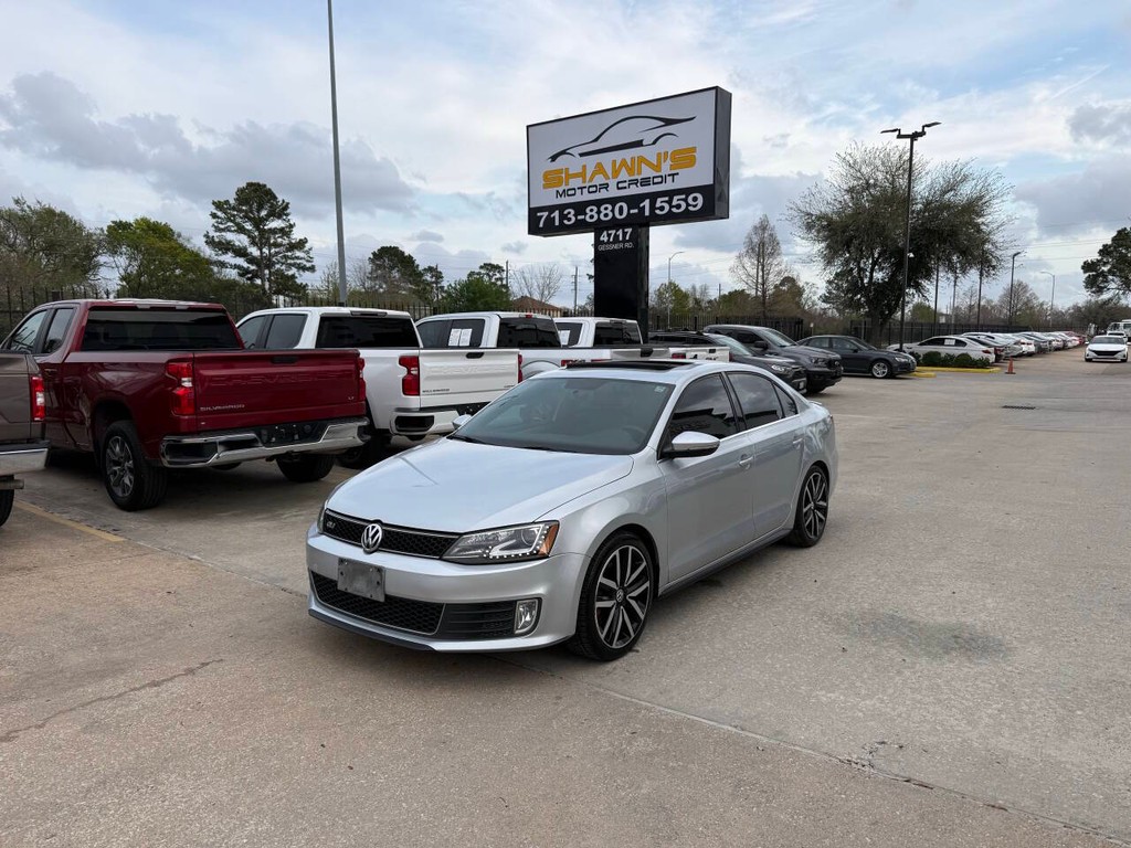 Volkswagen Jetta Sedan Vehicle Full-screen Gallery Image 03