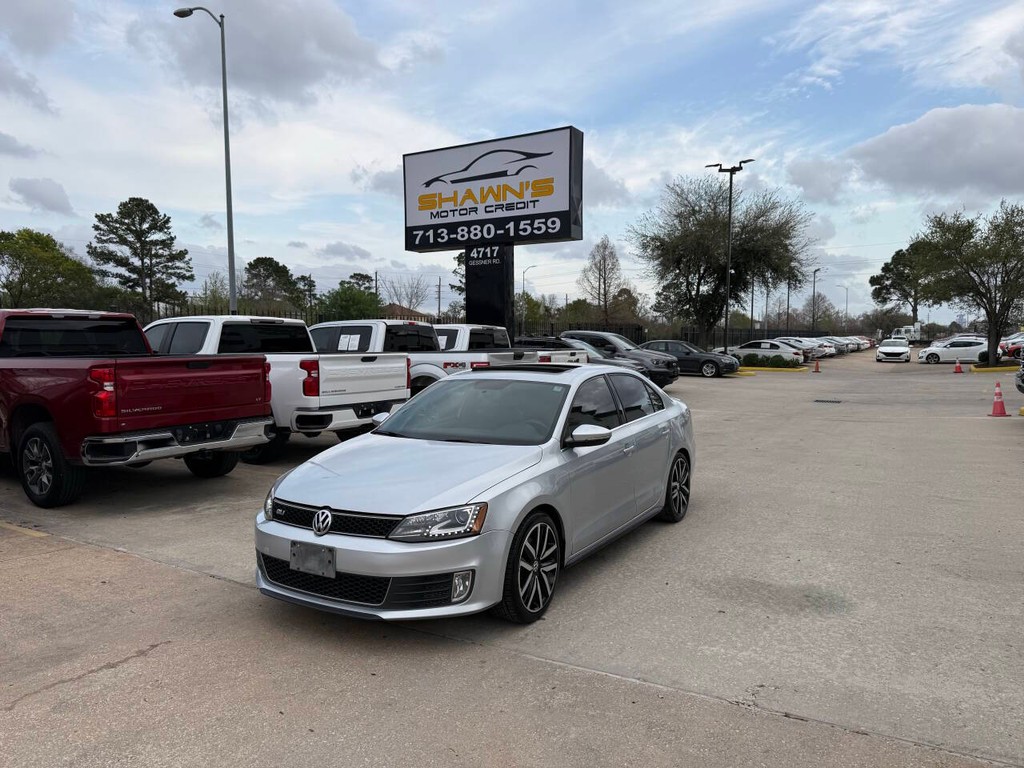 Volkswagen Jetta Sedan Vehicle Full-screen Gallery Image 43