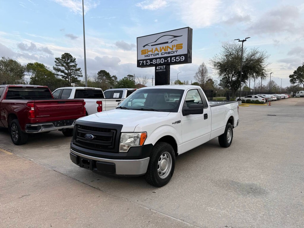 Ford F-150 Vehicle Full-screen Gallery Image 03