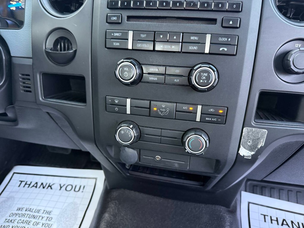 Ford F-150 Vehicle Full-screen Gallery Image 20