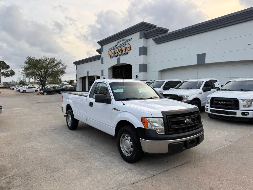 Ford F-150 Vehicle Full-screen Gallery Image 32