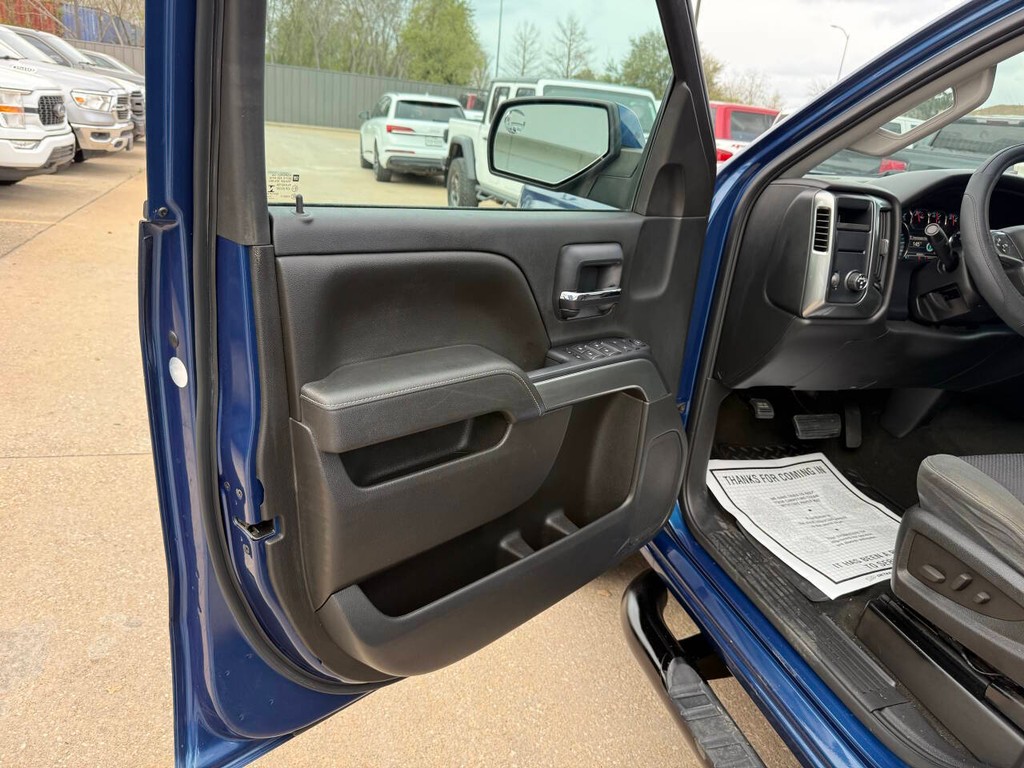 Chevrolet Silverado 1500 Vehicle Full-screen Gallery Image 08
