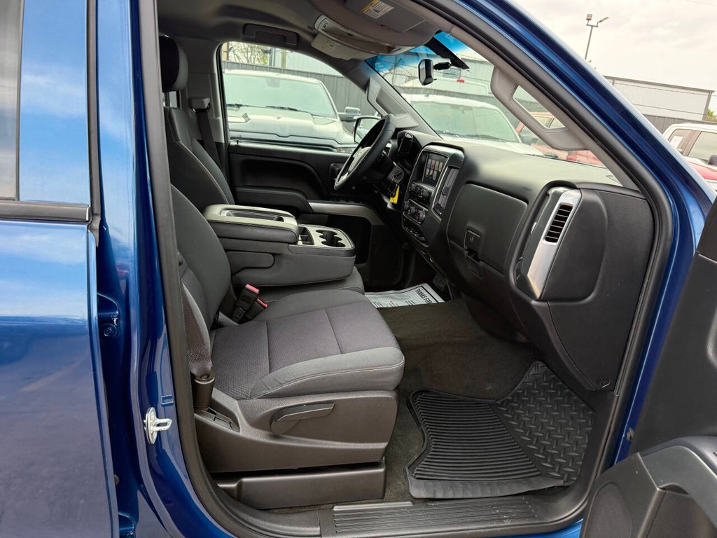 Chevrolet Silverado 1500 Vehicle Full-screen Gallery Image 10