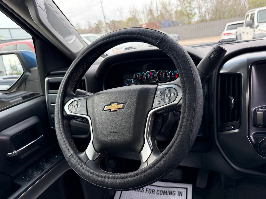 Chevrolet Silverado 1500 Vehicle Full-screen Gallery Image 20