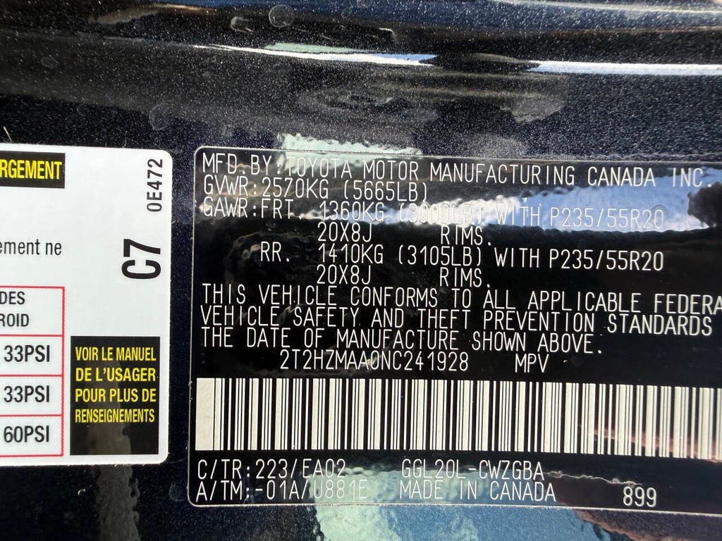 Lexus RX Vehicle Full-screen Gallery Image 33